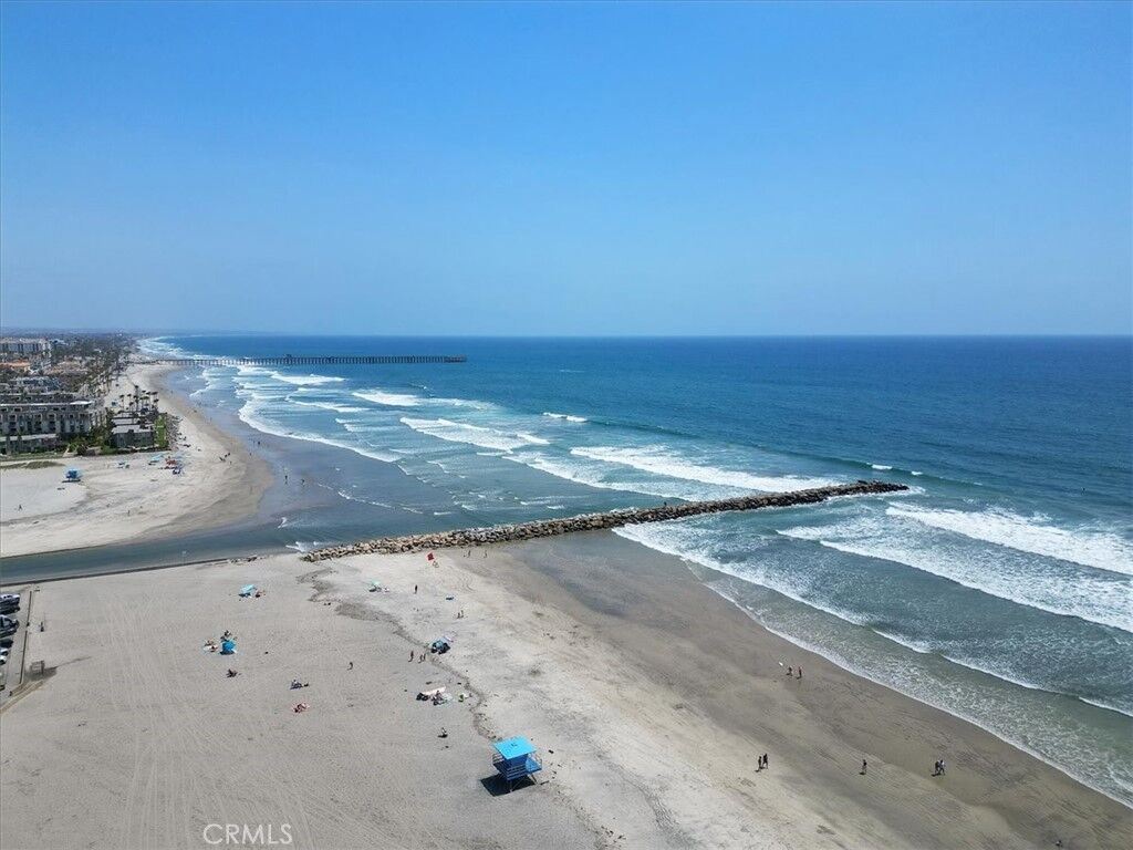 Property Photo:  1202 N Pacific Street 204A  CA 92054 