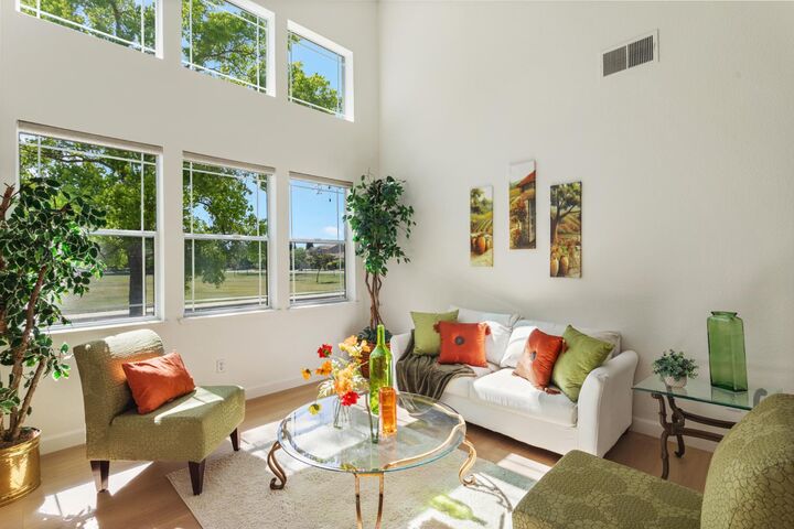 Property Photo:  2429 Burberry Way  CA 95835 