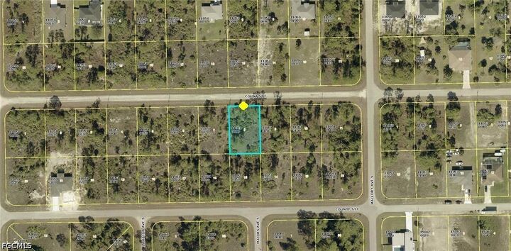 Property Photo: 1224 Count Street E FL 33974