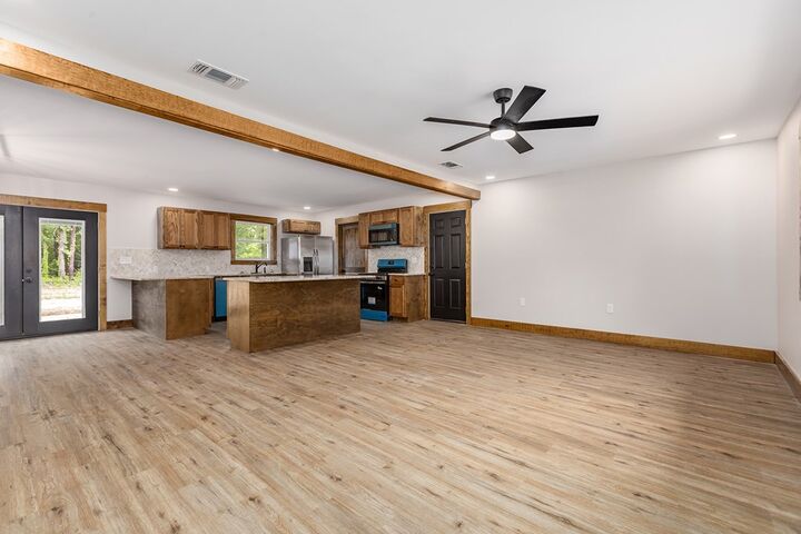 Property Photo:  4207 Oakwood Drive  TX 75901 