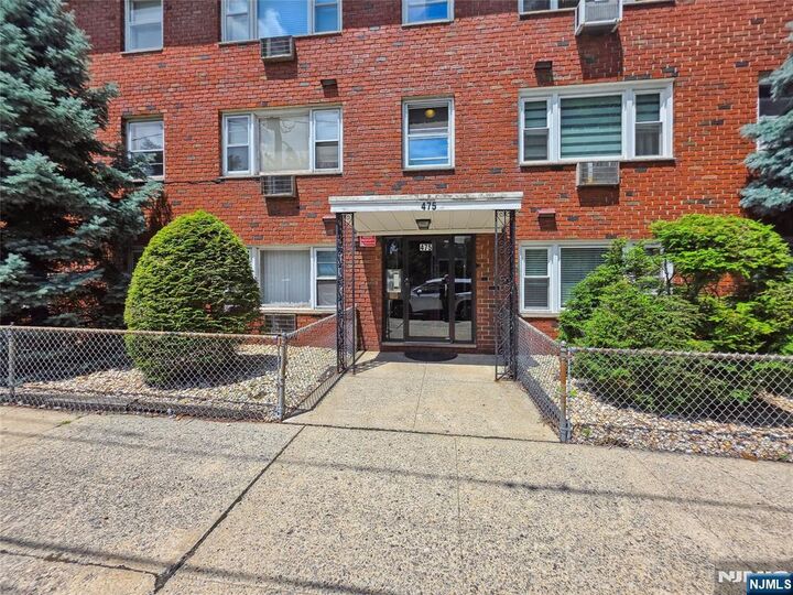 Property Photo: 475 Elm Street 3A NJ 07032