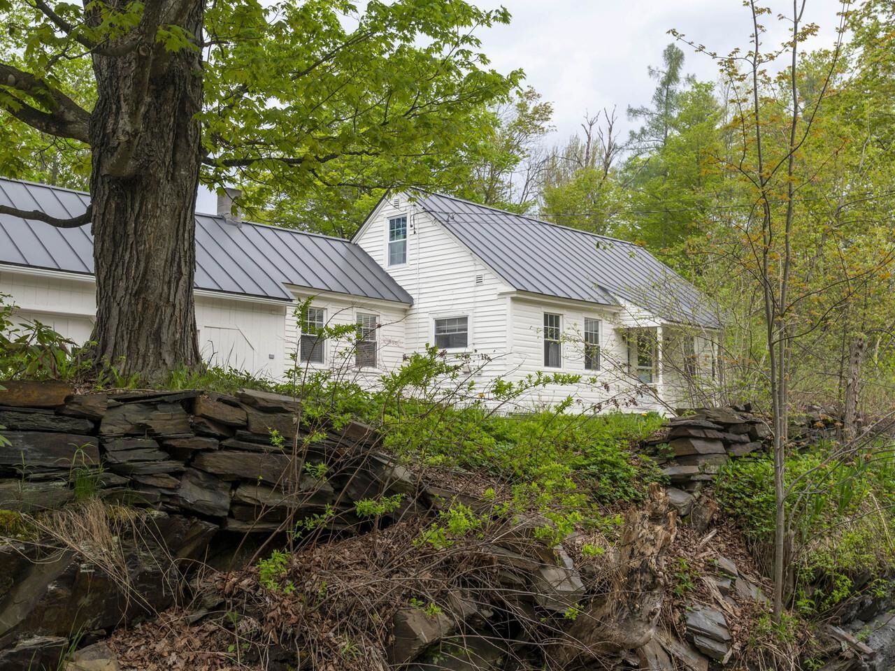 Property Photo: 8913 County Road VT 05648