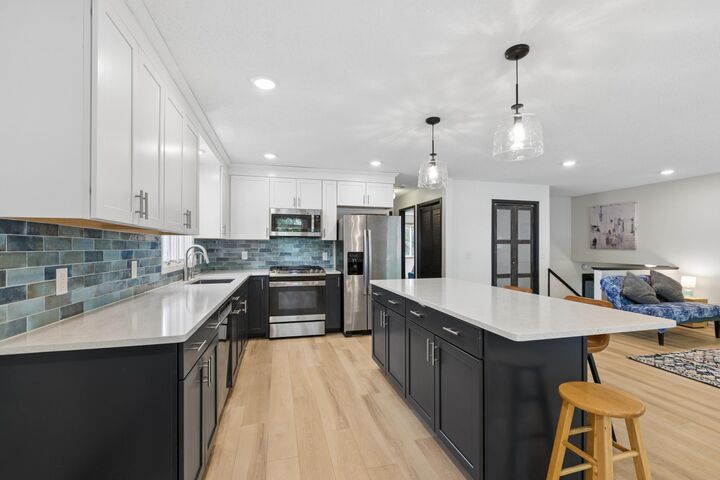 Property Photo: 1195 Lakeshore Drive MN 55309