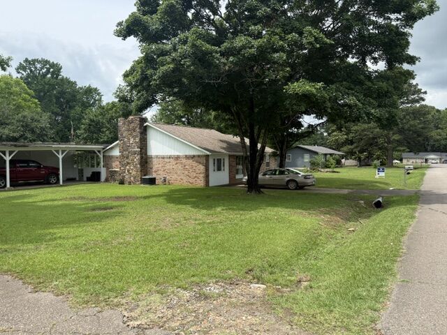 Property Photo: 1402 J Street AR 72833