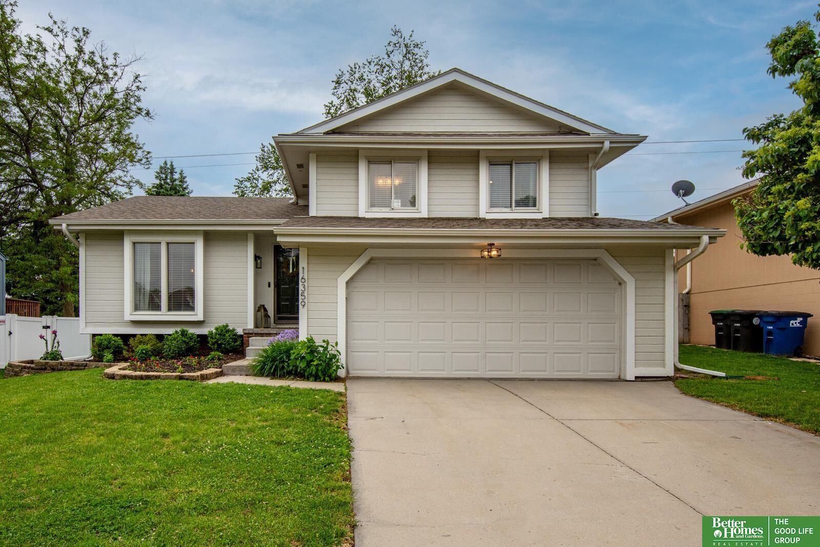 Property Photo:  16359 Weir Street  NE 68135 