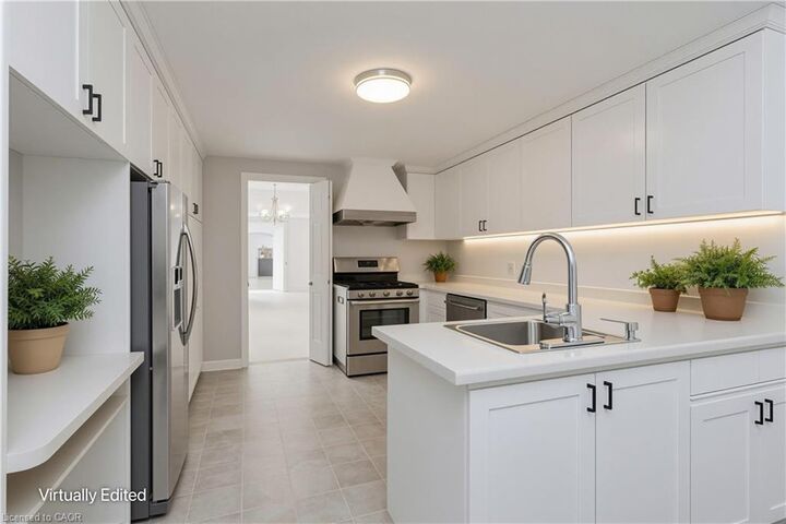 Property Photo:  2155 Duncaster Drive 10  ON L7P 4R4 