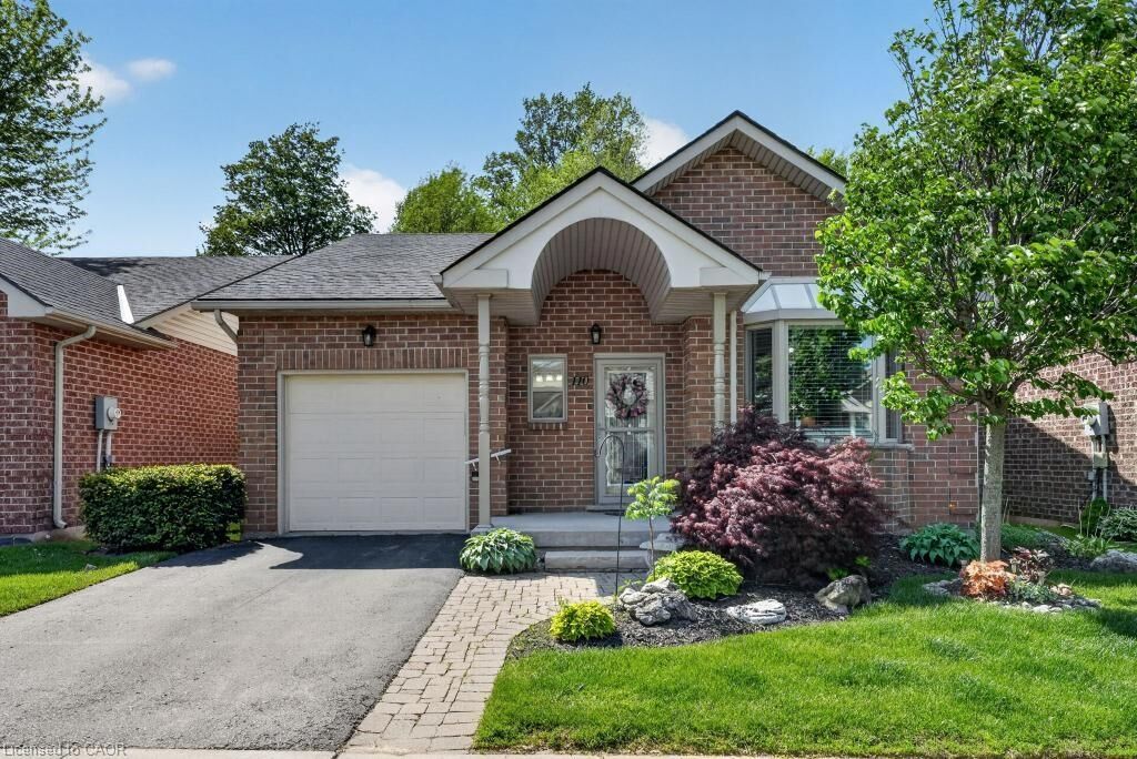 Property Photo:  110 Greentrail Drive  ON L0R 1W0 
