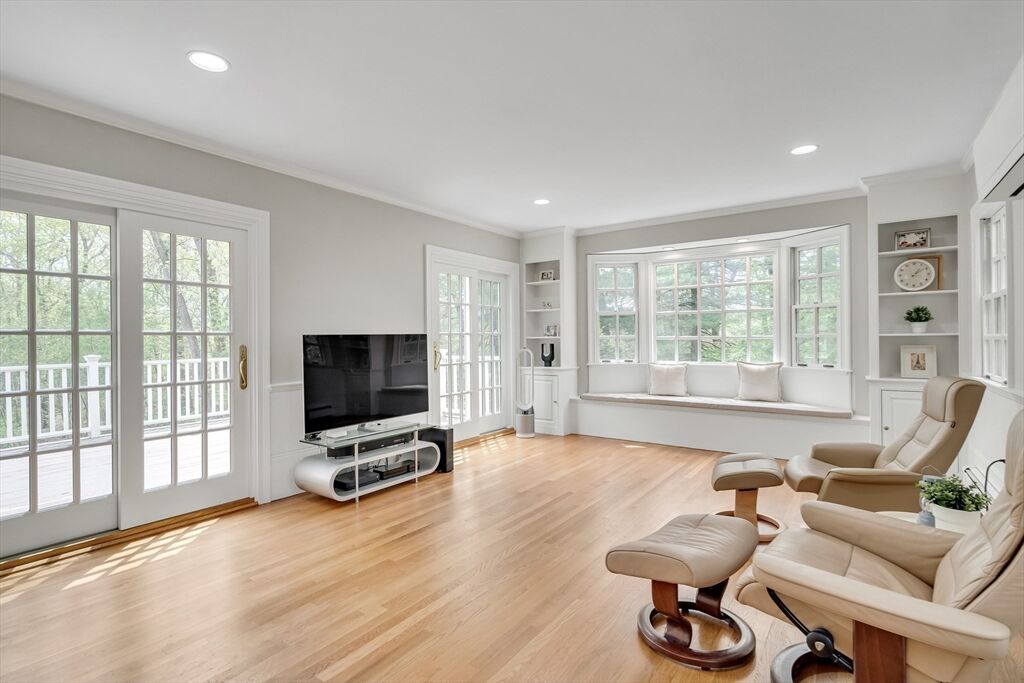 Property Photo:  8 Hawthorne  MA 01890 