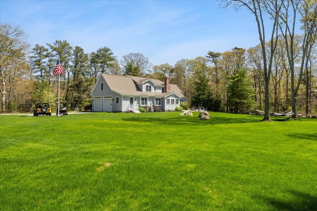 Property Photo:  2 Boulder Rd  MA 02532 