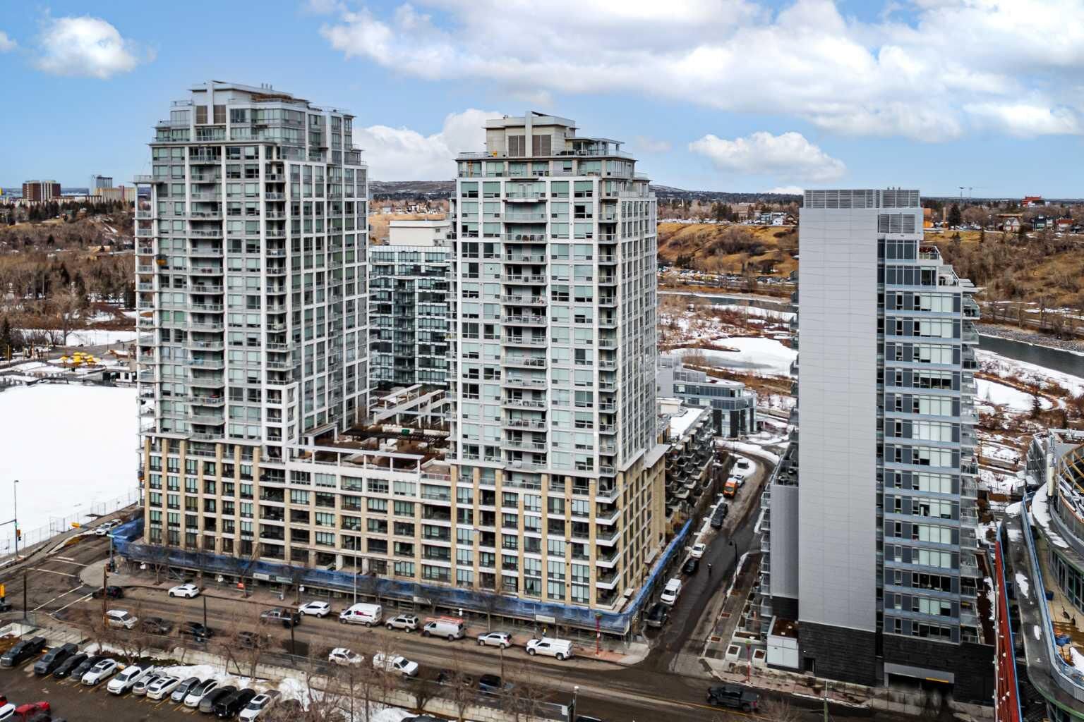 Property Photo: 222 Riverfront Avenue SW 317 AB T2P 0W3