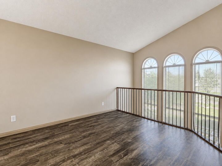 Property Photo: 9506 91 Street AB T8X 1V3