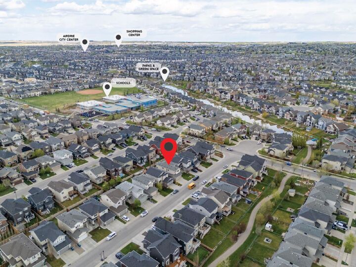 Property Photo: 279 Baywater Way SW AB T4B 3V6