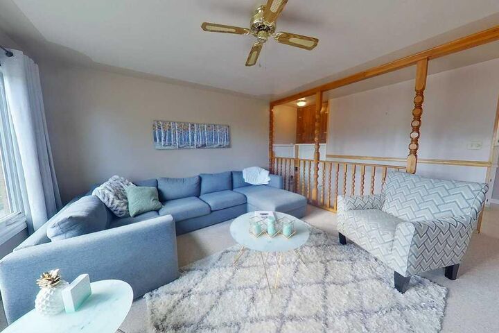 Property Photo:  2169 20 Avenue SE  AB T1A 3X8 