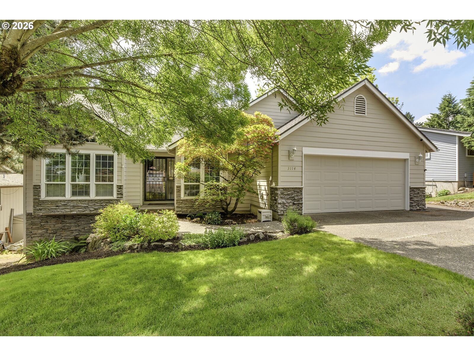 Property Photo: 3114 SW Wilbard St OR 97219