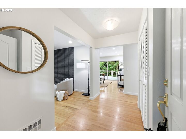 Property Photo: 3332 SE Colt Dr OR 97202