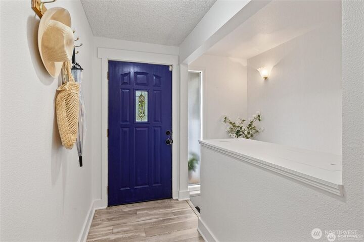 Property Photo:  2001 NE 12th Street  WA 98056 