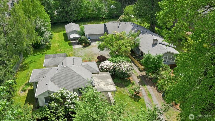 Property Photo: 11805 SE 196th WA 98031