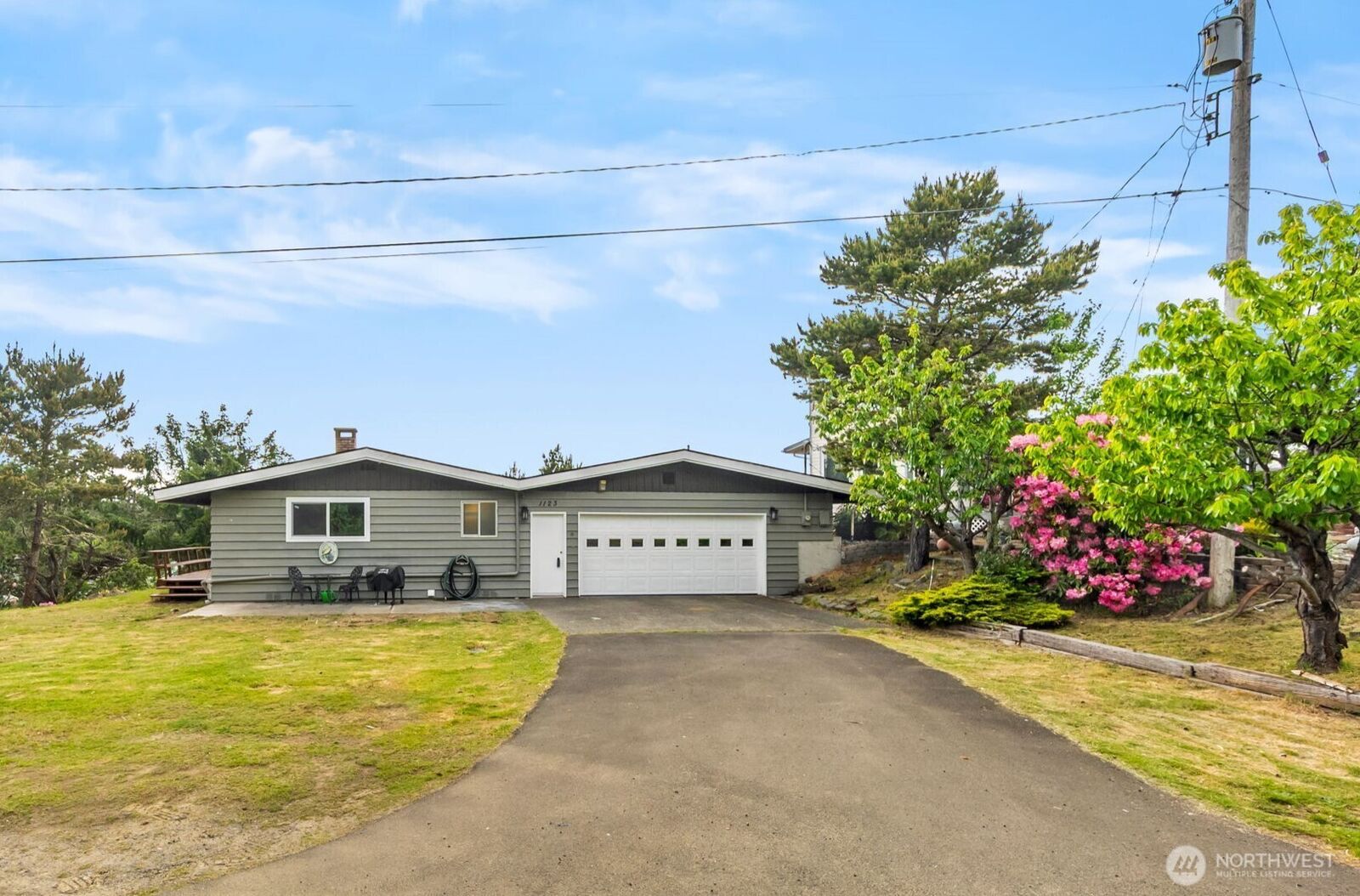 Property Photo: 1123 S Aberdeen Street WA 98595