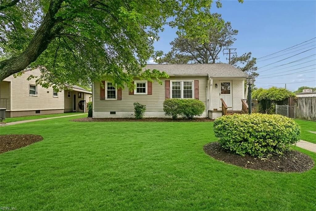 Property Photo:  6 Hickory Hill Rd  VA 23666 