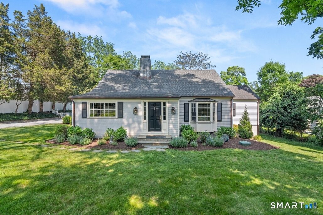 Property Photo: 28 East Lane CT 06820