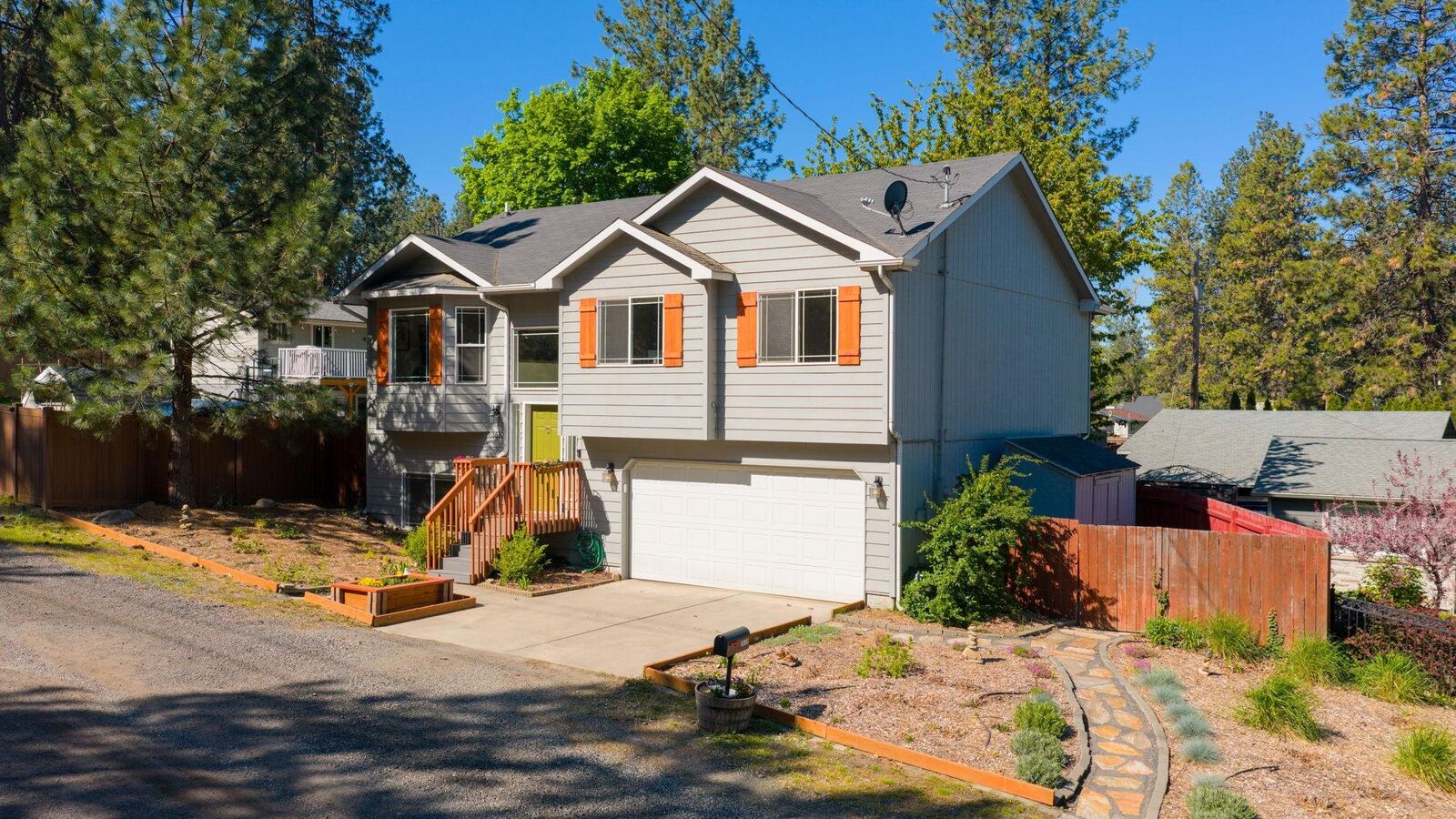 Property Photo:  3610 S Havana St  WA 99223 