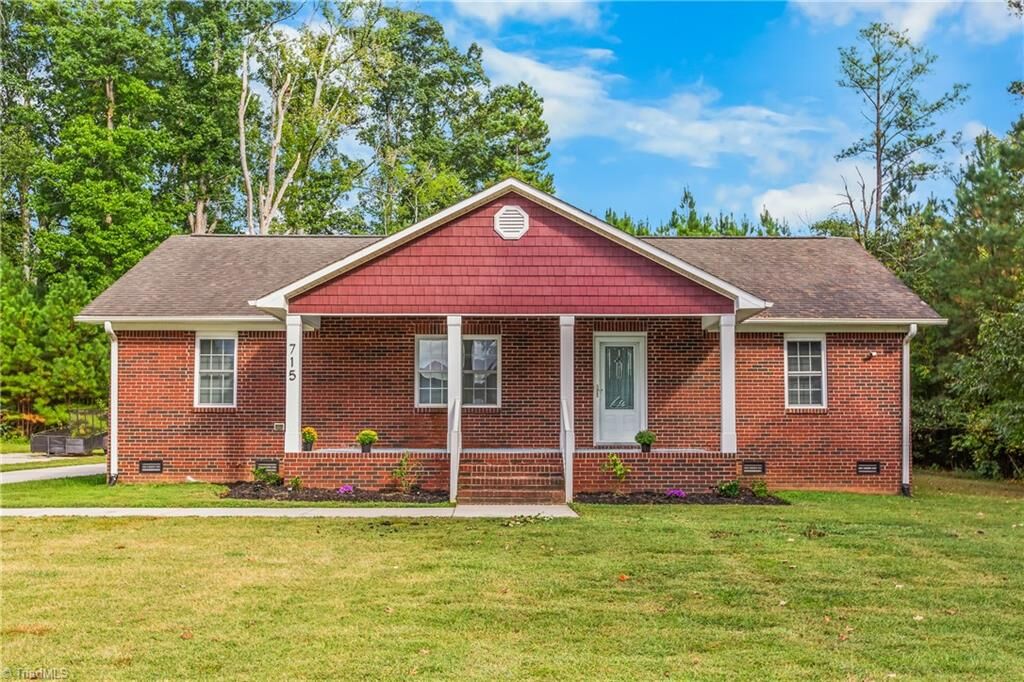 Property Photo:  715 Archdale Drive  NC 27292 