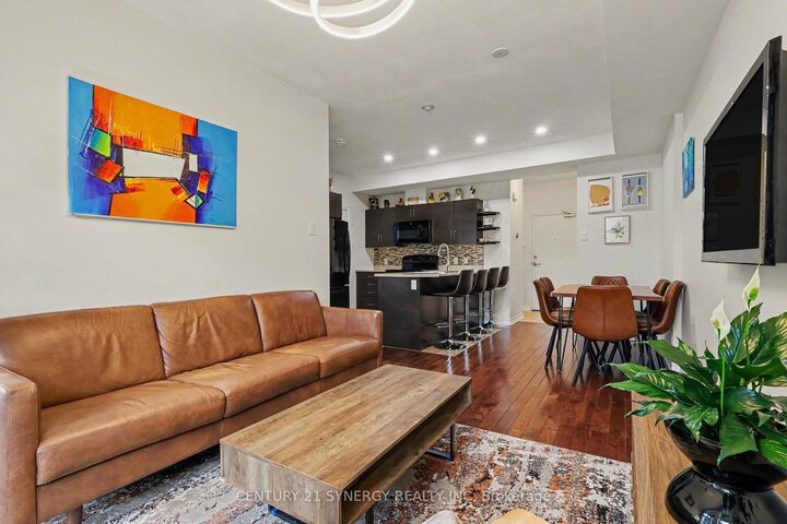 Property Photo:  318 Everest Private D  ON K1G 4E3 