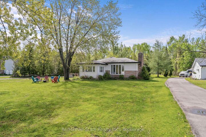 44 Trent Canal Road — photo 1