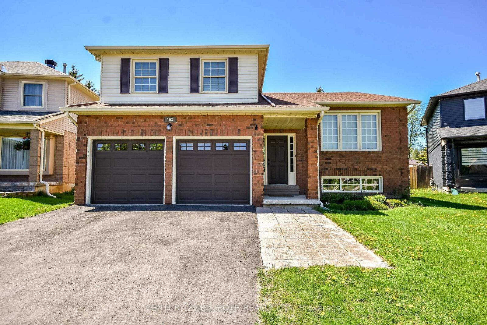 Property Photo:  103 Herrell Avenue  ON L4N 6T9 