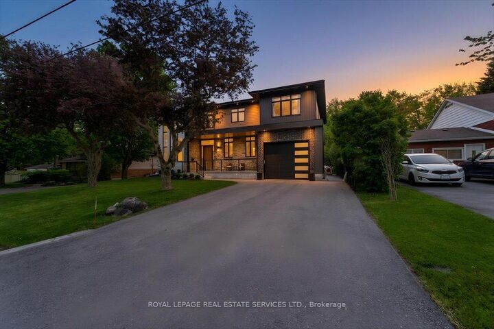 Property Photo:  251 Aldercrest Avenue  ON L9B 1L7 