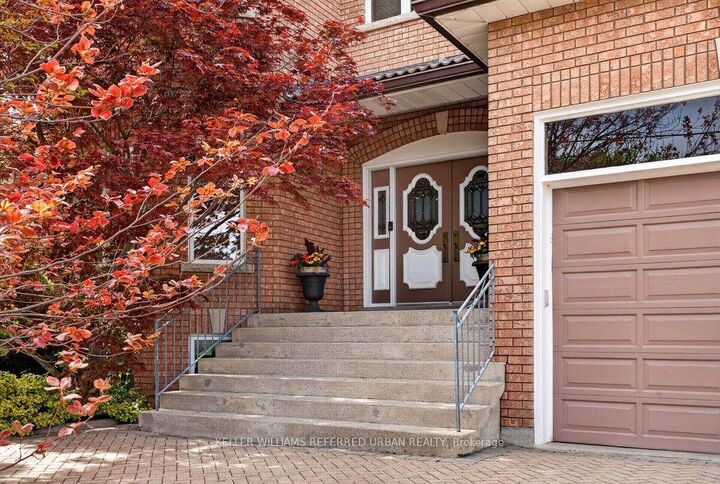162 Codsell Avenue — photo 1