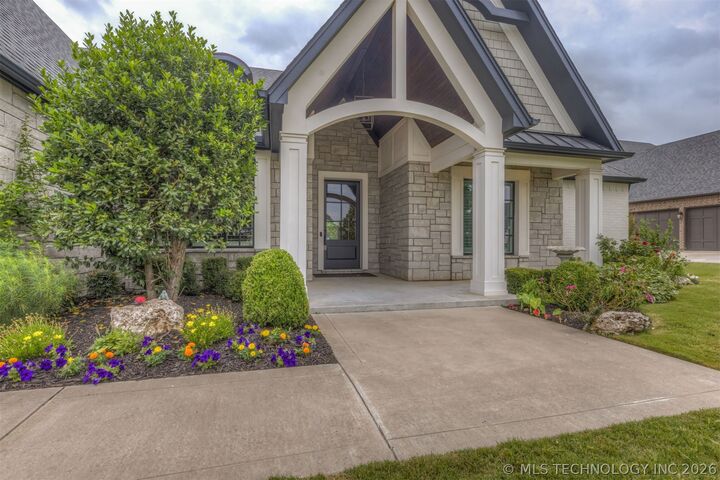 Property Photo:  12719 S 4th Street  OK 74037 