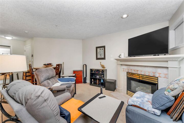 Property Photo: 1580 Christmas Ave #104 BC V8P 2X2