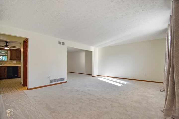 Property Photo:  16 Wallace Rd  PA 15209 
