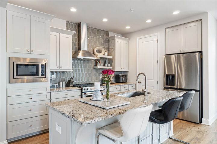 Property Photo:  314 Harlequin St  PA 16066 