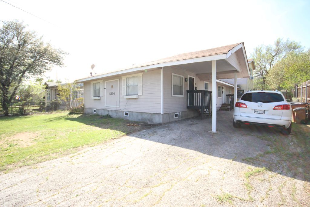 Property Photo: 5204 Guadalupe Street TX 78751