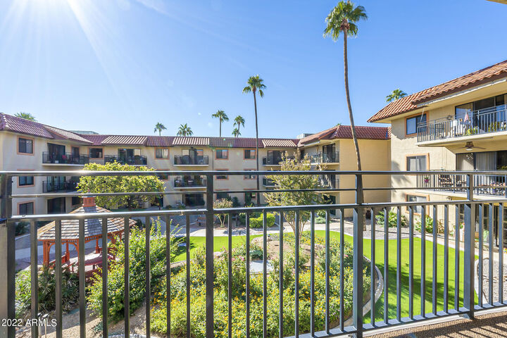 Property Photo:  10330 W Thunderbird Boulevard B204  AZ 85351 