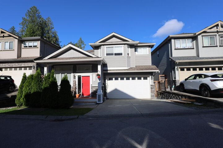 Property Photo: 11497 236 Street 1116 BC V2W 2E8