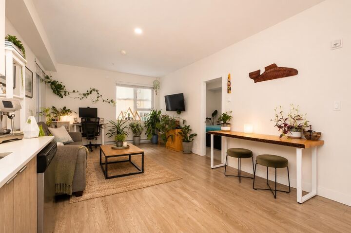 37881 Cleveland Avenue 302 — photo 1