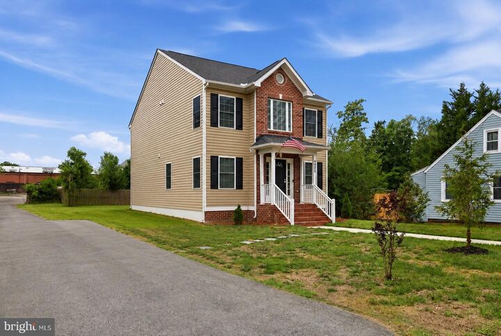 Property Photo:  8528 Engleside Street  VA 22309 