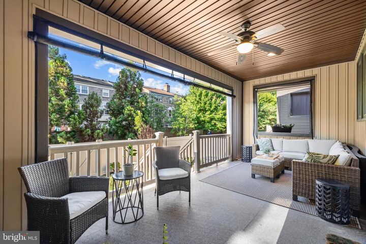 Property Photo:  9253 Wood Violet Court  VA 22031 