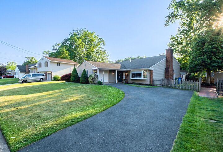 Property Photo: 722 Whitman Drive NJ 08012
