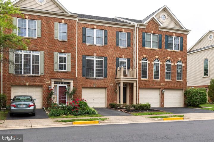 Property Photo: 13557 Lavender Mist Lane VA 20120