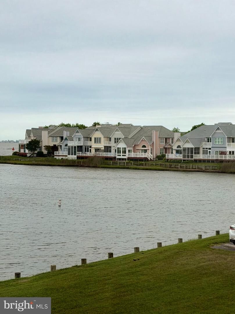 Property Photo:  7411 Yacht Club Drive 12402  MD 21811 