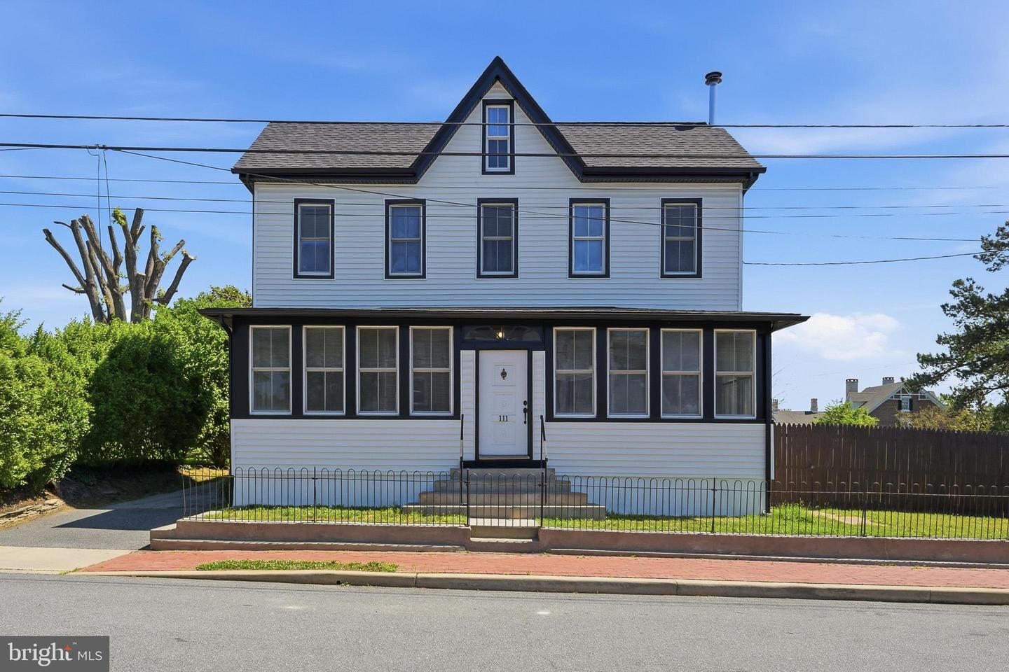 Property Photo:  111 N Main Street  DE 19733 