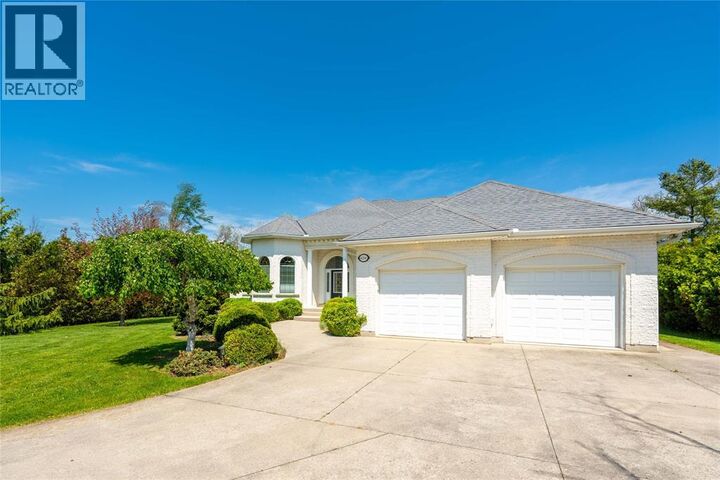 Property Photo:  4266 Bluepoint Drive  ON N0N 1J6 