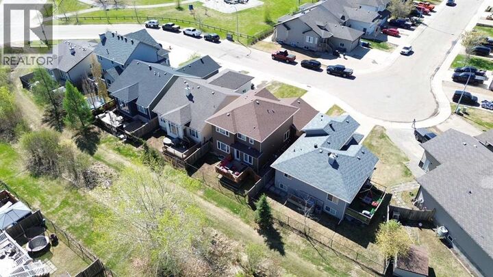 Property Photo:  194 Nelson Lane  AB T9K 2S9 