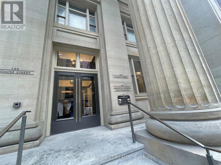 Property Photo: 197 Yonge Street 3310 ON M5B 0C1