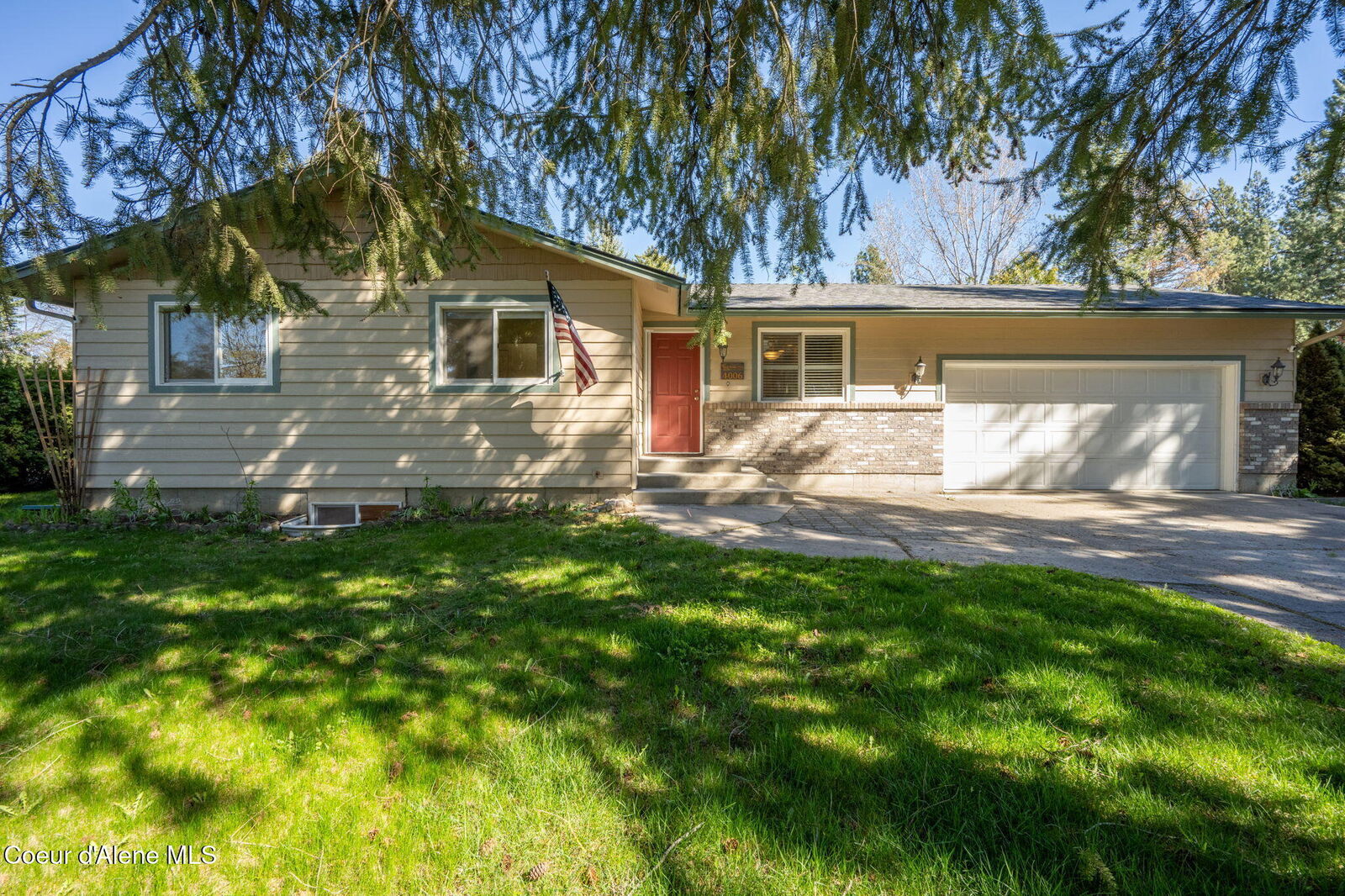 Property Photo:  4006 N Moccasin Rd  ID 83815 