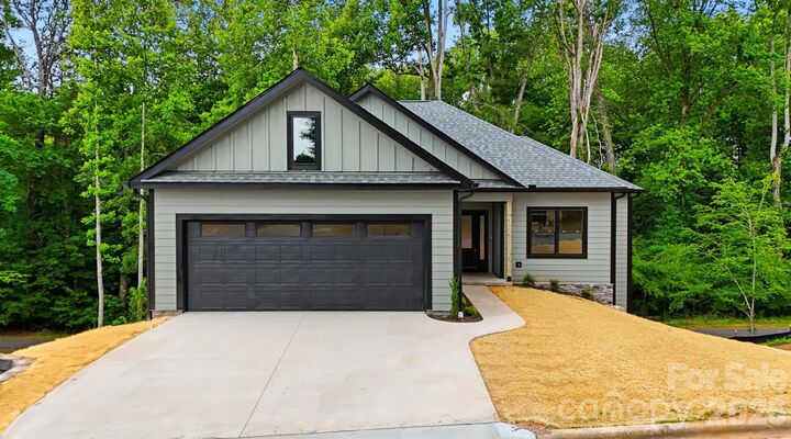 Property Photo:  414 Scarlett Oak Court NE  NC 28645 